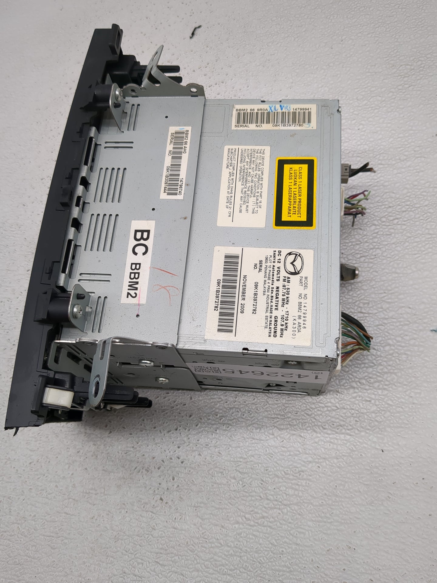 2010 Mazda 3 Radio AM FM Cd Player Receiver Replacement P/N:BBM2 66 AR0A Fits OEM Used Auto Parts - Oemusedautoparts1.com