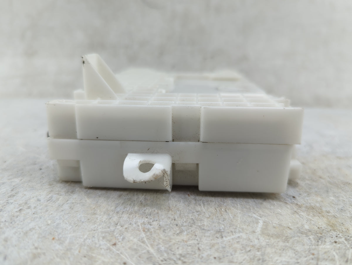 2010 Mazda 3 Body Control Module Bcm Bgv4 67 560a|vpaalf-14b205-jd - Oemusedautoparts1.com