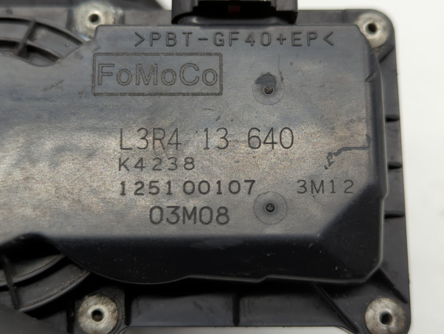 2006-2013 Mazda 3 Throttle Body P/N:L3R4 13 640 L3G2 13 640 A, P53N 13 640 Fits Fits 2006 2007 2008 2009 2010 2011 2012 2013