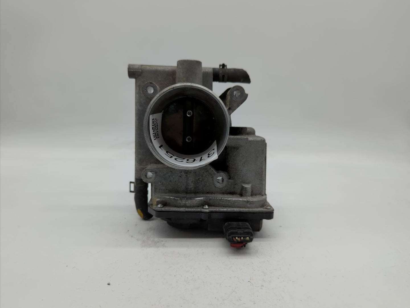 2006-2013 Mazda 3 Throttle Body P/N:L3R4 13 640 L3G2 13 640 A, P53N 13 640 Fits Fits 2006 2007 2008 2009 2010 2011 2012 2013