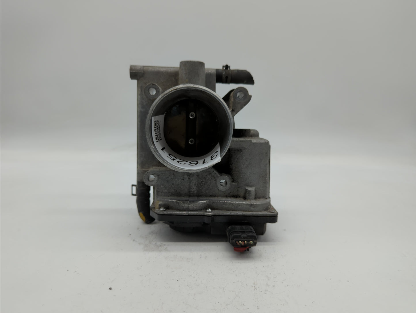 2006-2013 Mazda 3 Throttle Body P/N:L3R4 13 640 L3G2 13 640 A, P53N 13 640 Fits Fits 2006 2007 2008 2009 2010 2011 2012 2013