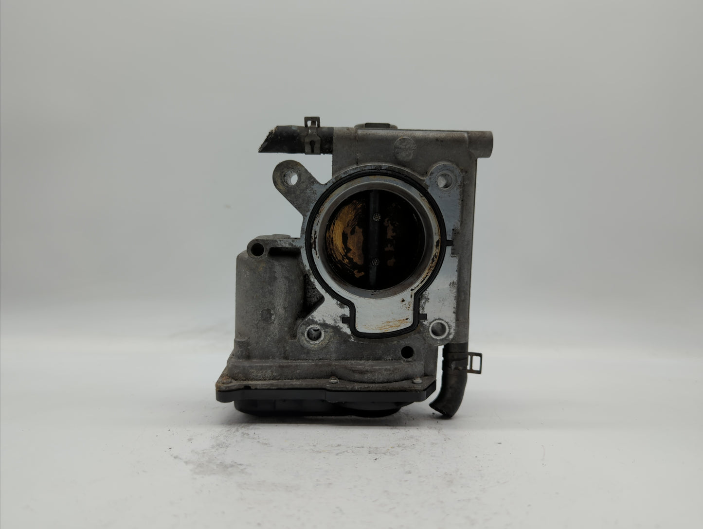 2006-2013 Mazda 3 Throttle Body P/N:L3R4 13 640 L3G2 13 640 A, P53N 13 640 Fits Fits 2006 2007 2008 2009 2010 2011 2012 2013