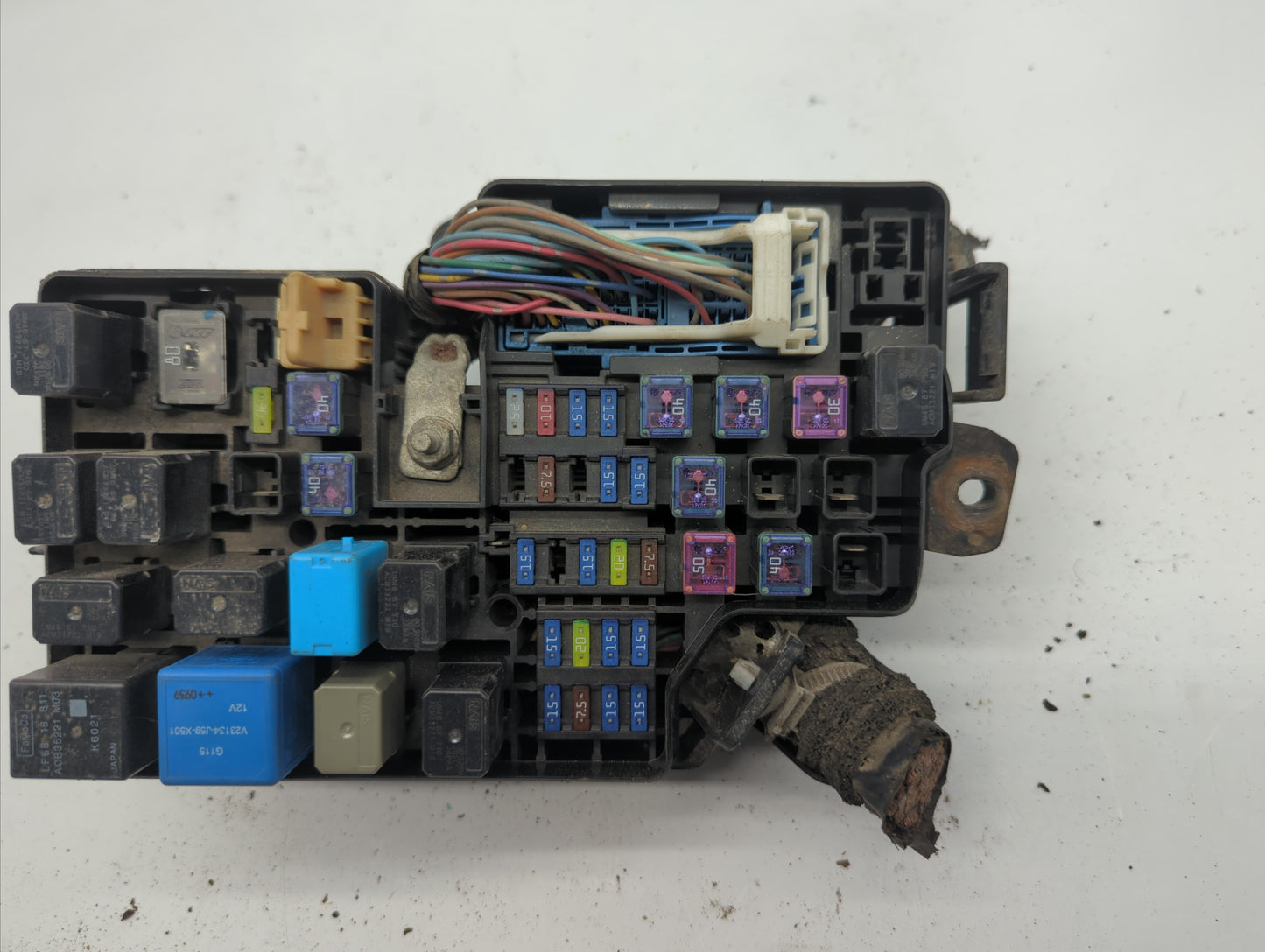 2010 Mazda 3 Fusebox Fuse Box Panel Relay Module P/N:BBM5-66761 BBM6-66791 Fits OEM Used Auto Parts - Oemusedautoparts1.com