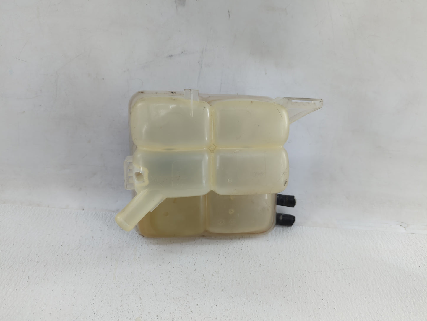 2010-2013 Mazda 3 Radiator Coolant Overflow Expansion Tank Bottle 334679 - Oemusedautoparts1.com
