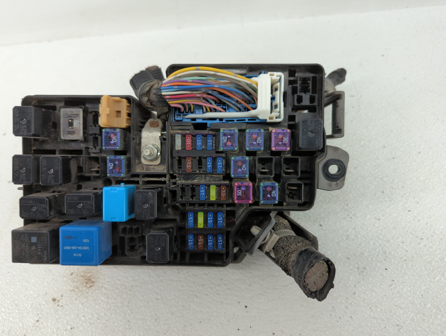 2010 Mazda 3 Fusebox Fuse Box Panel Relay Module Fits OEM Used Auto Parts - Oemusedautoparts1.com