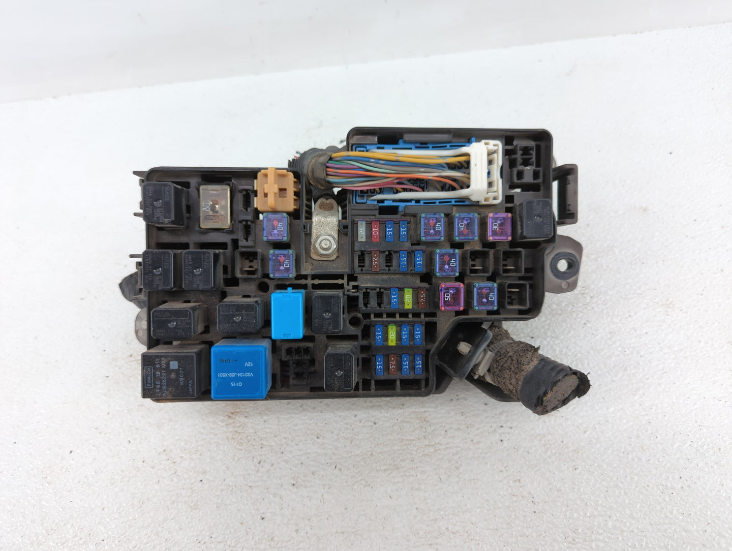 2010 Mazda 3 Fusebox Fuse Box Panel Relay Module P/N:BBM6-66761 Fits OEM Used Auto Parts - Oemusedautoparts1.com