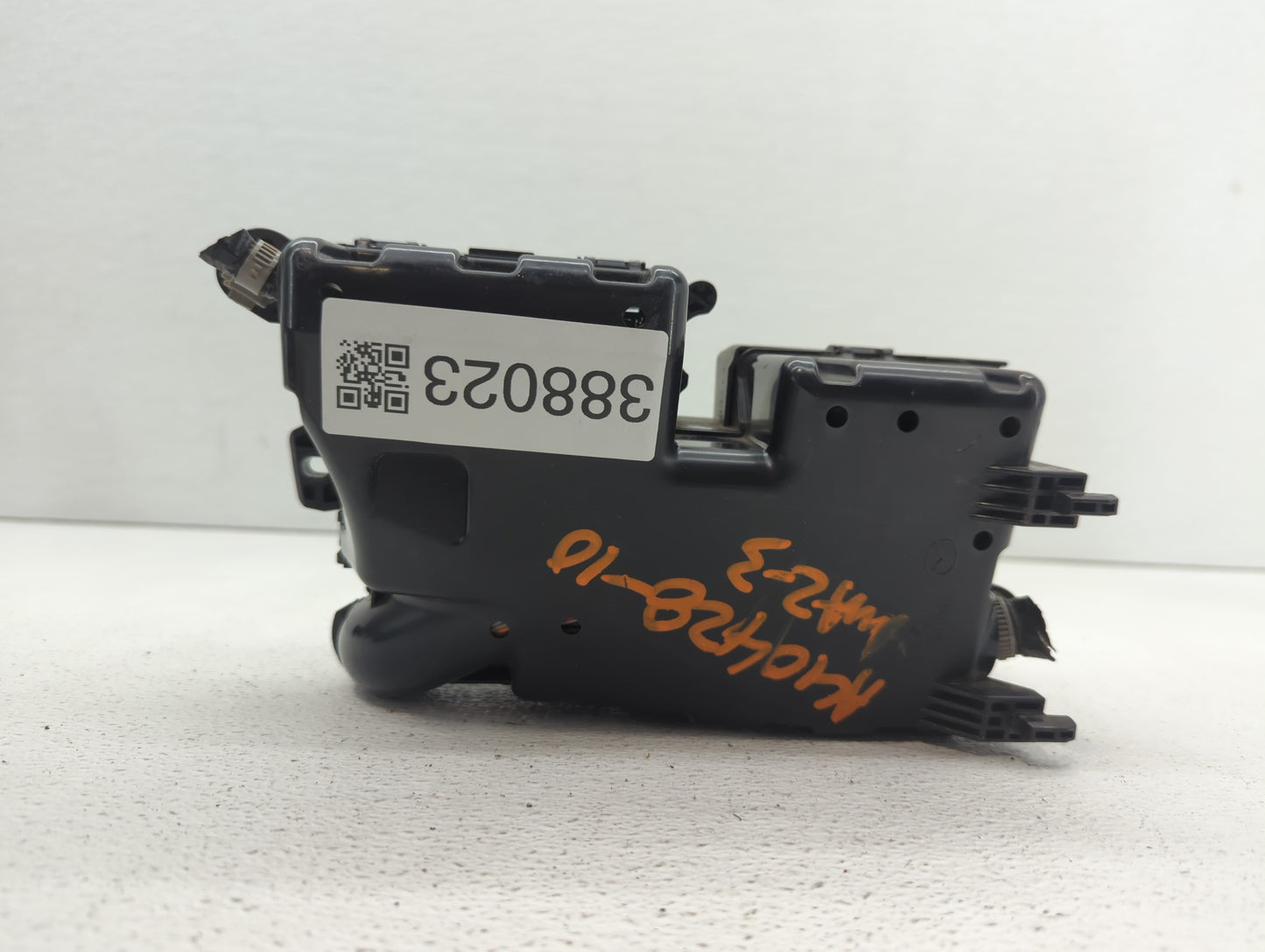 2010 Mazda 3 Fusebox Fuse Box Panel Relay Module P/N:BBM5-66761 BBM6-66791 Fits OEM Used Auto Parts - Oemusedautoparts1.com