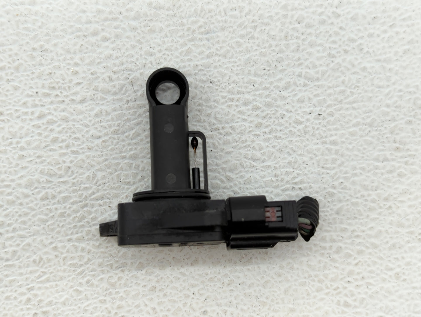 2004-2013 Mazda 3 Mass Air Flow Meter Maf - Oemusedautoparts1.com