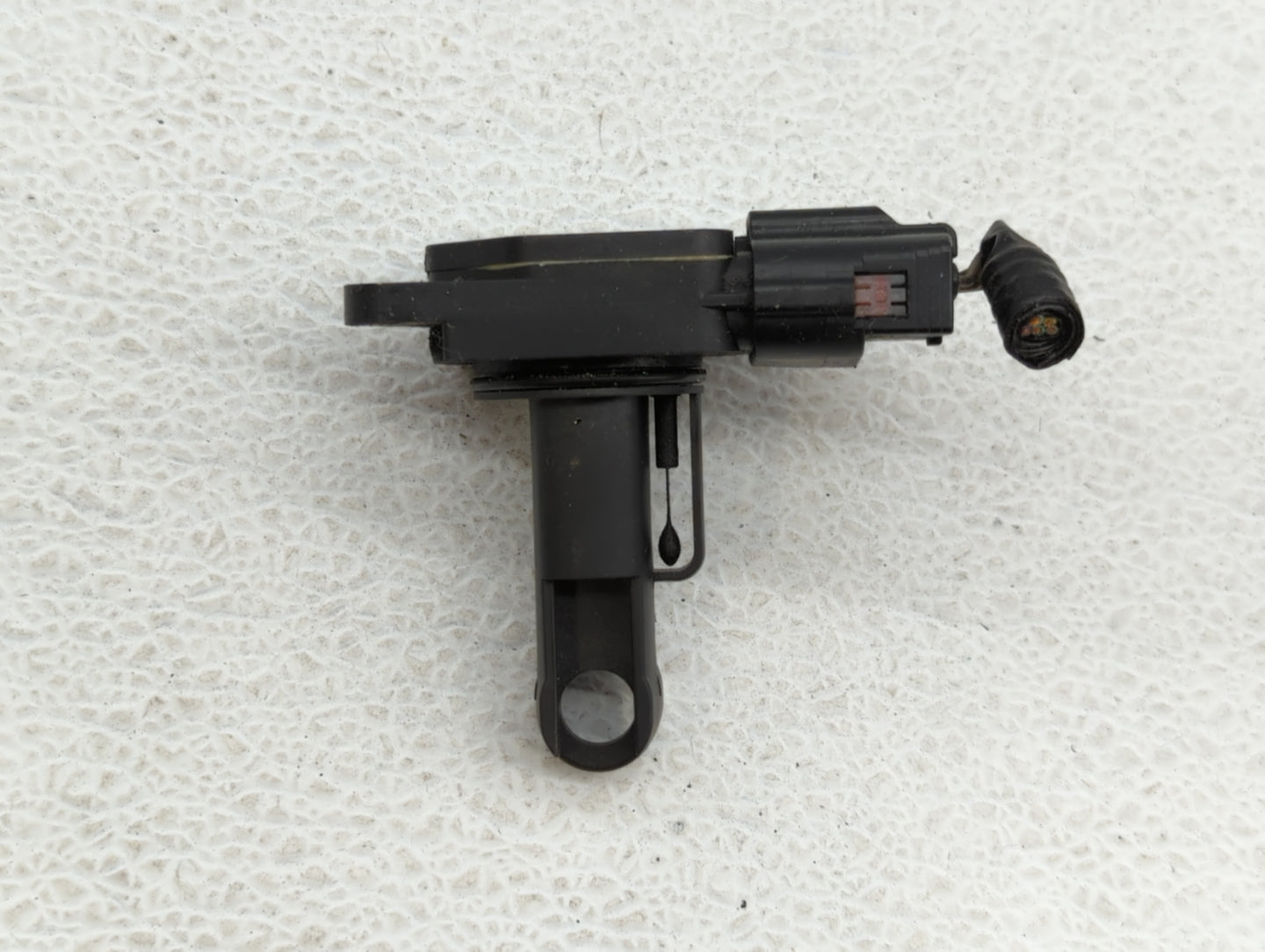 2004-2013 Mazda 3 Mass Air Flow Meter Maf - Oemusedautoparts1.com