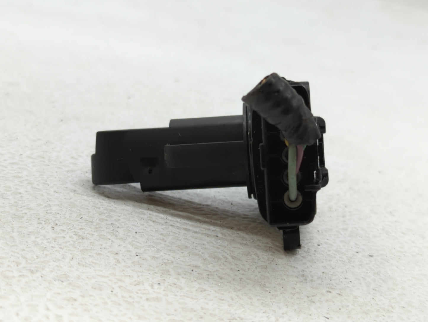 2004-2013 Mazda 3 Mass Air Flow Meter Maf - Oemusedautoparts1.com