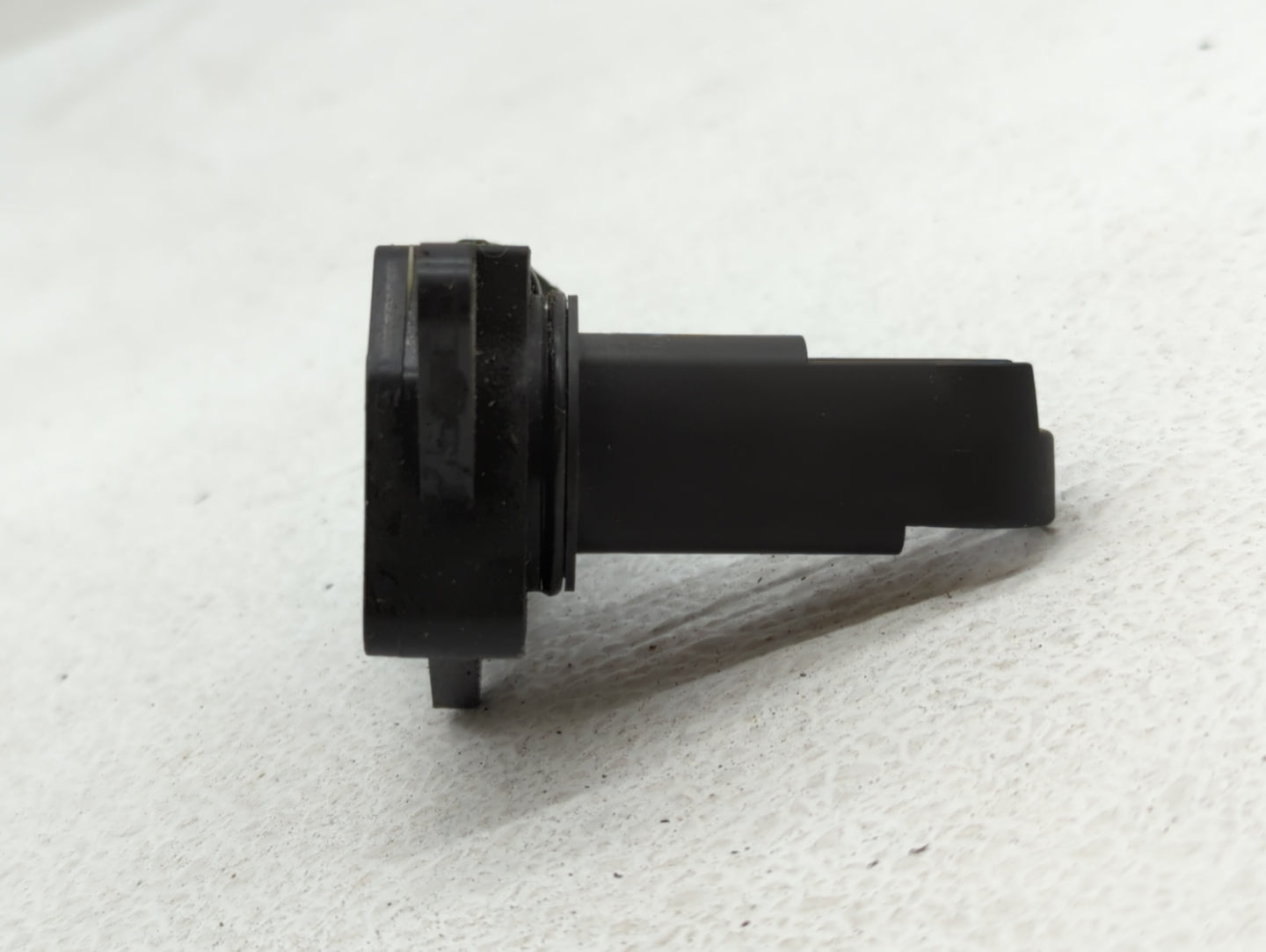 2004-2013 Mazda 3 Mass Air Flow Meter Maf - Oemusedautoparts1.com