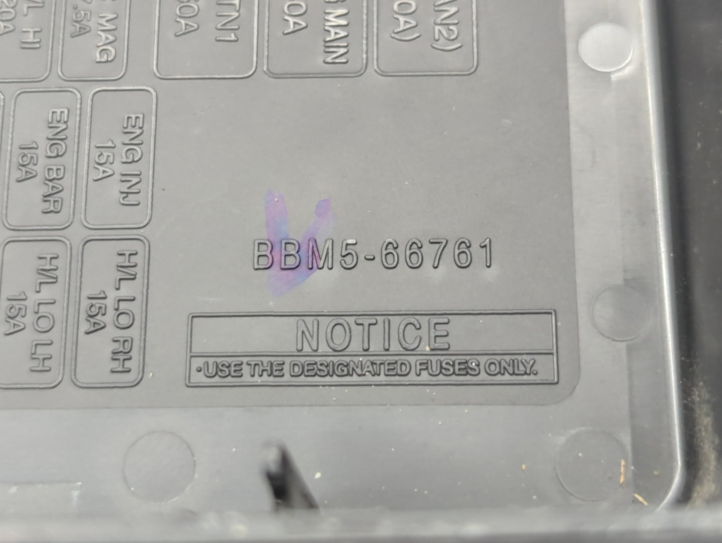 2010 Mazda 3 Fusebox Fuse Box Panel Relay Module P/N:BBM5-66761 Fits OEM Used Auto Parts - Oemusedautoparts1.com