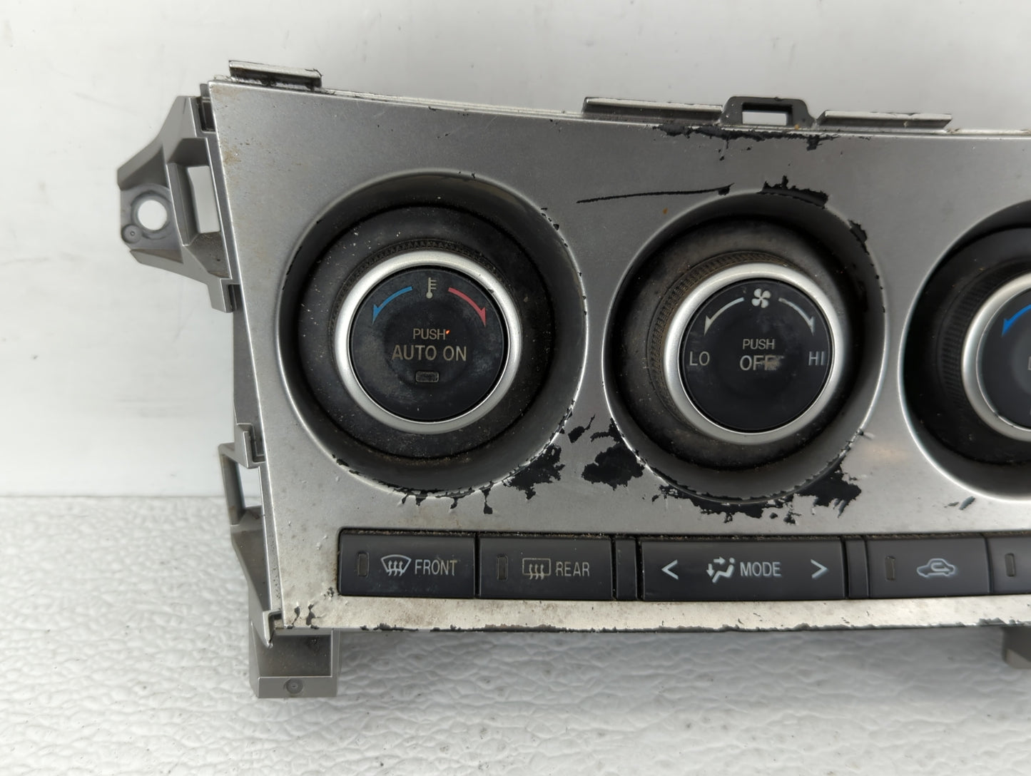 2010-2011 Mazda 3 Climate Control Module Temperature AC/Heater Replacement P/N:BBM5 61 190H BBM5 61 190E Fits Fits 2010 2011