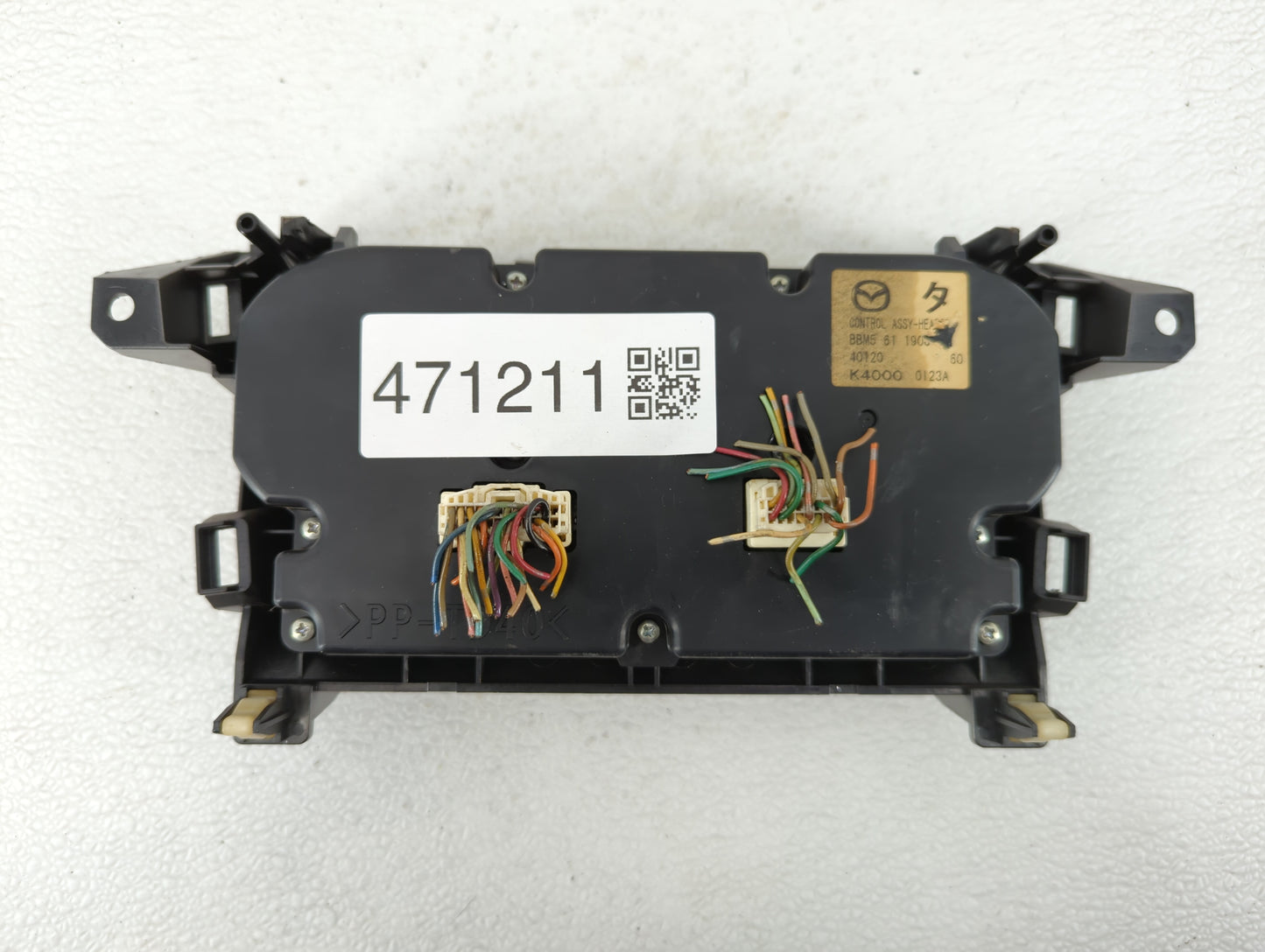 2010-2011 Mazda 3 Climate Control Module Temperature AC/Heater Replacement P/N:BBM5 61 190H BBM5 61 190E Fits Fits 2010 2011