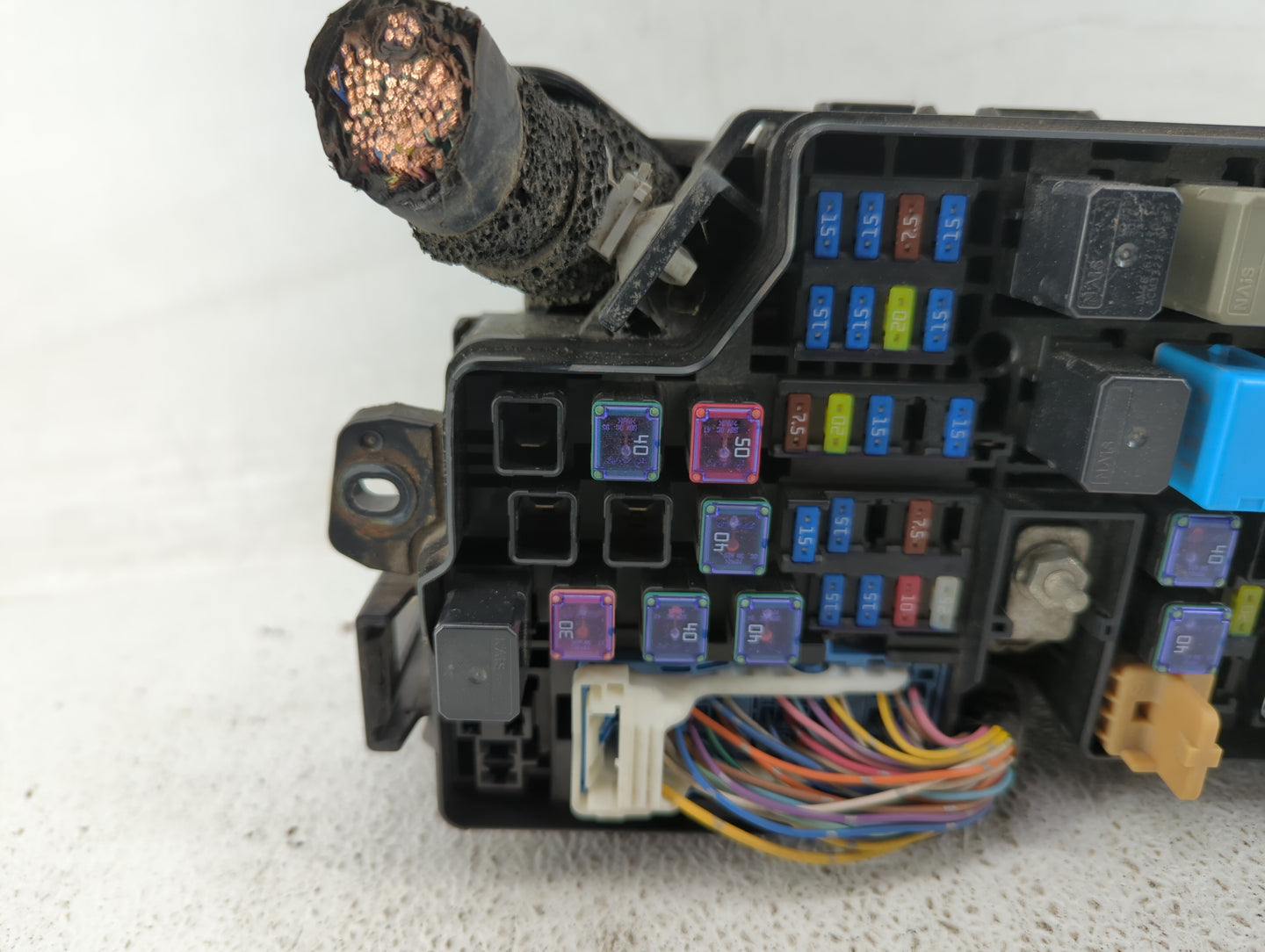 2010 Mazda 3 Fusebox Fuse Box Panel Relay Module P/N:BBM5-66761 Fits OEM Used Auto Parts - Oemusedautoparts1.com