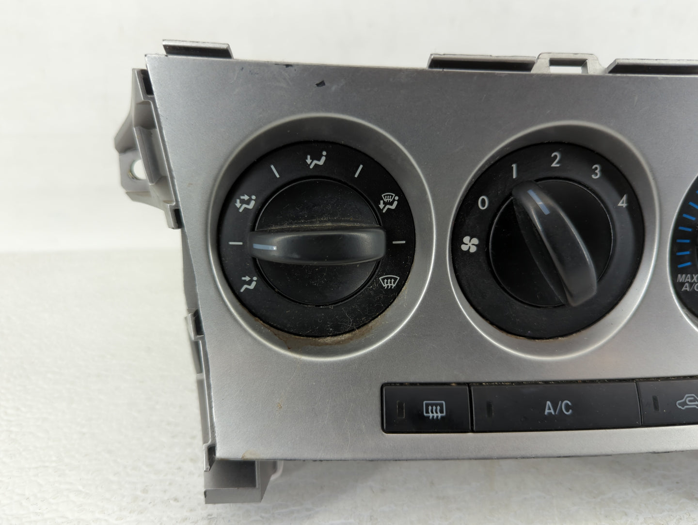 2010-2011 Mazda 3 Climate Control Module Temperature AC/Heater Replacement P/N:BBM4 9B24 BBM4 9F24, BBM4 0A06 Fits Fits 2010
