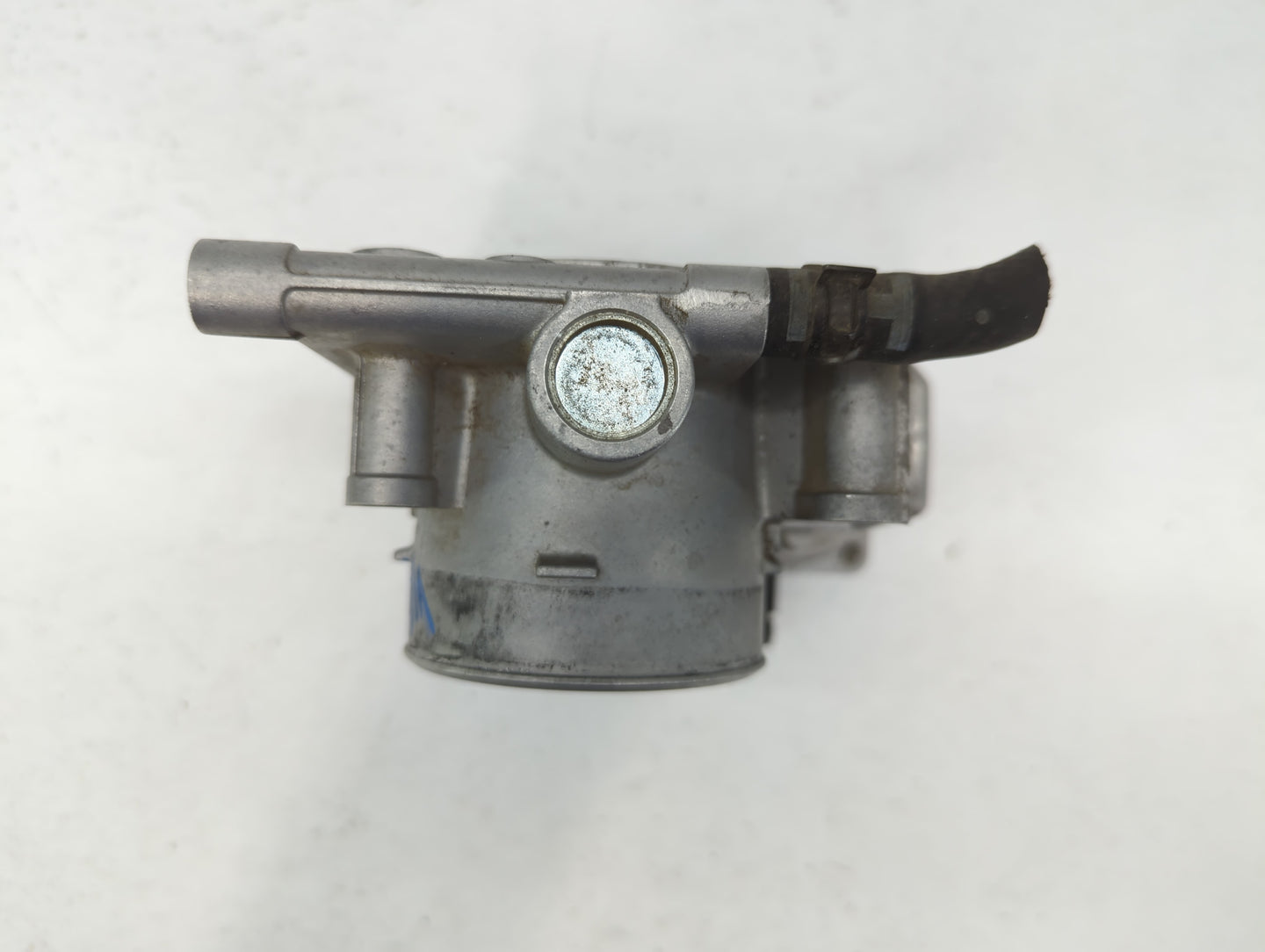 2006-2013 Mazda 3 Throttle Body P/N:L3R4 13 640 L3G2 13 640 A, P53N 13 640 Fits Fits 2006 2007 2008 2009 2010 2011 2012 2013