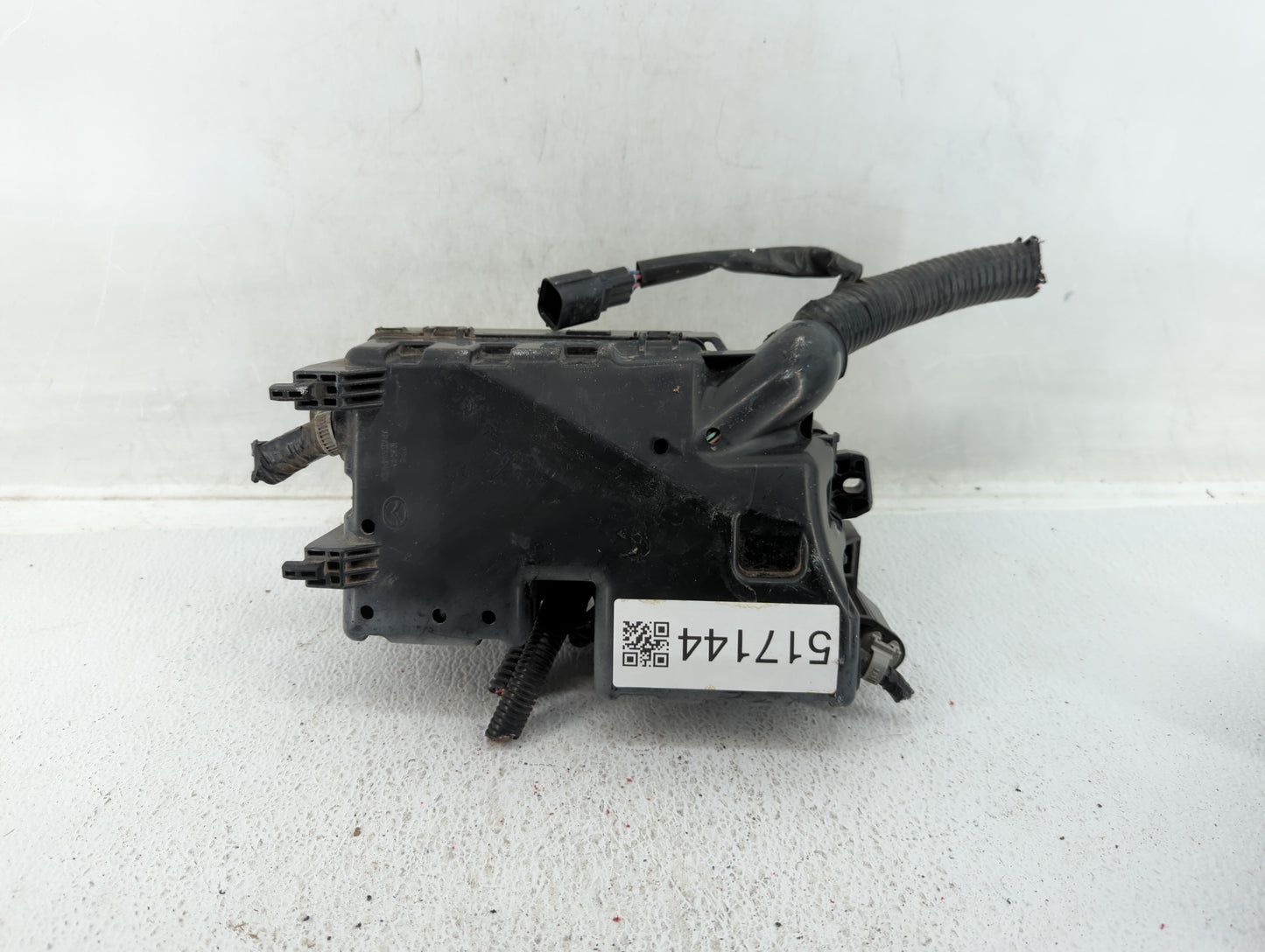 2010 Mazda 3 Fusebox Fuse Box Panel Relay Module P/N:BBM5-66761 Fits OEM Used Auto Parts - Oemusedautoparts1.com
