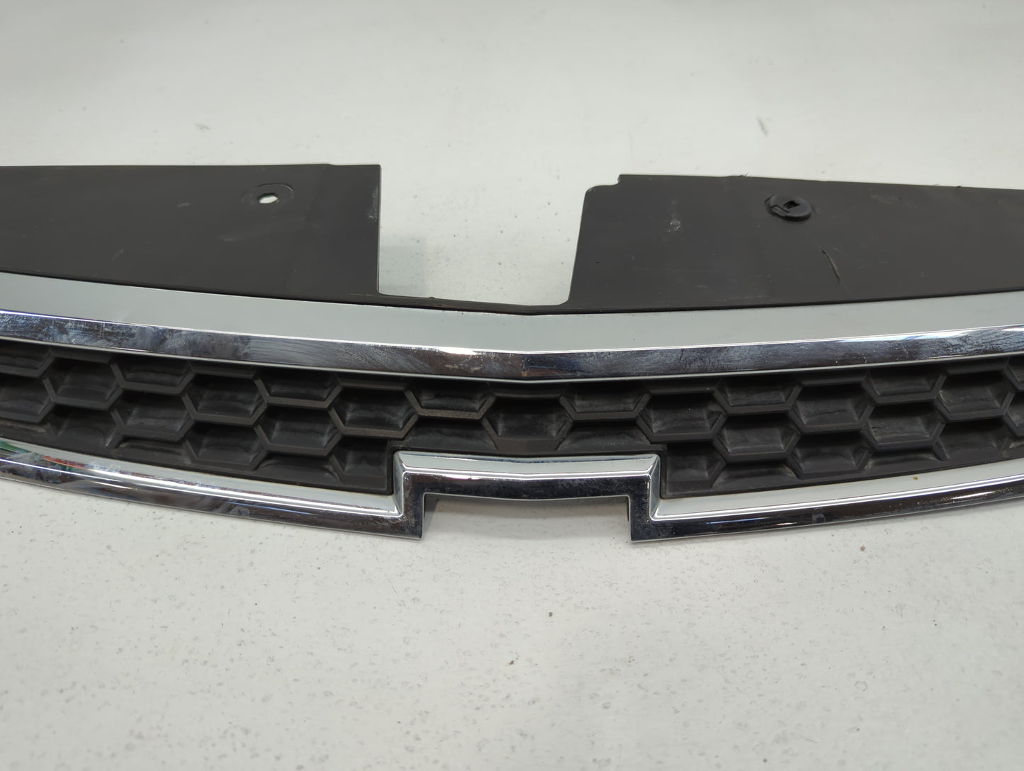 2010 Mazda 3 Front Grille Bumper Not Included - Oemusedautoparts1.com