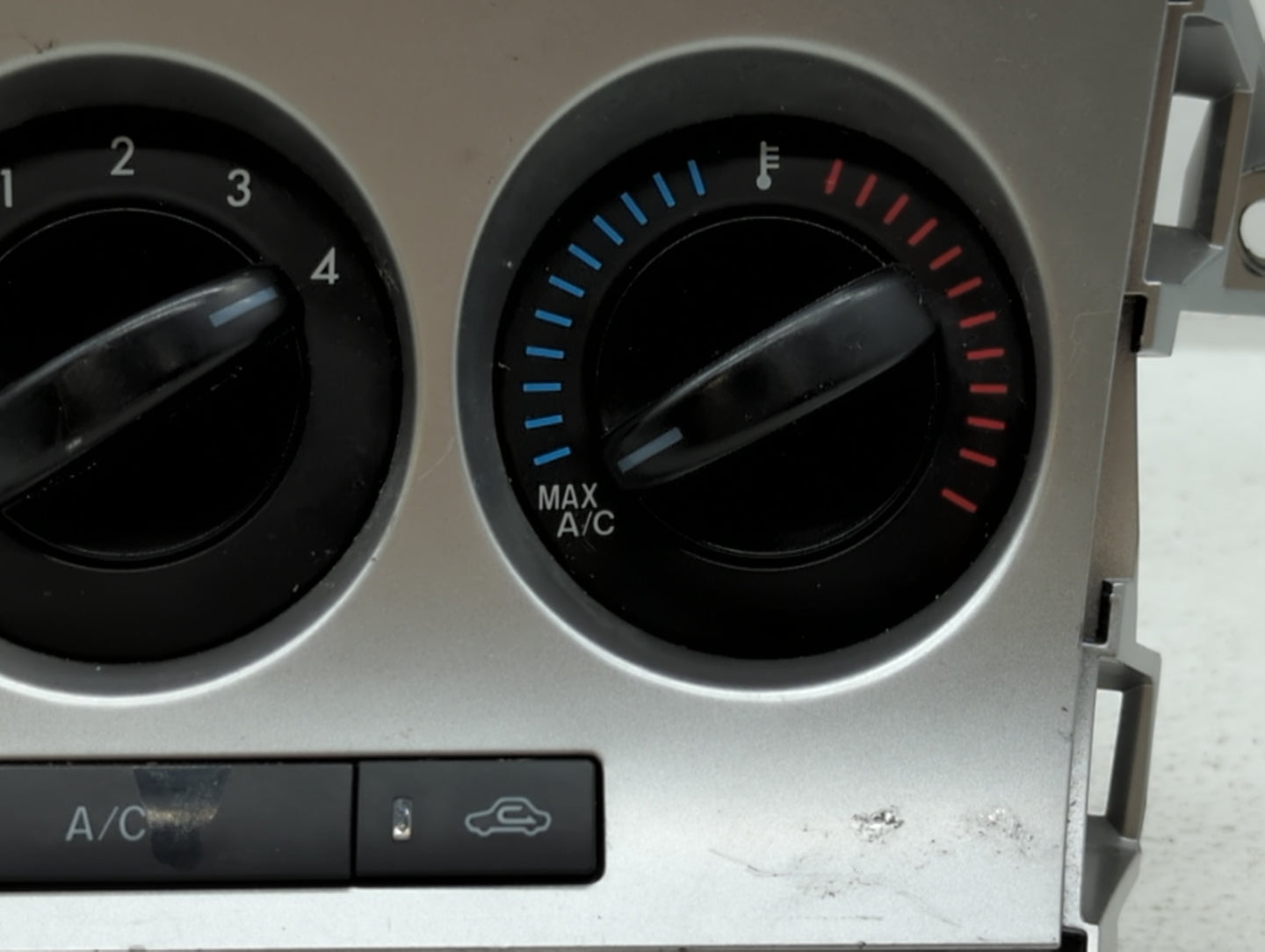 2010-2011 Mazda 3 Climate Control Module Temperature AC/Heater Replacement P/N:BBM5 61 190E Fits Fits 2010 2011 OEM Used Aut