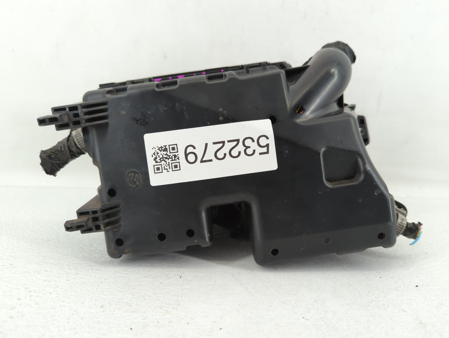 2010 Mazda 3 Fusebox Fuse Box Panel Relay Module P/N:BBM5-66761 Fits OEM Used Auto Parts - Oemusedautoparts1.com
