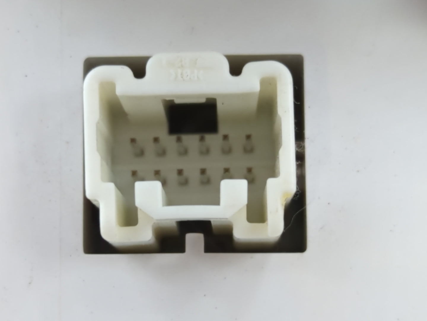 2010-2011 Mazda 3 Climate Control Module Temperature AC/Heater Replacement P/N:BBM5 61 190E Fits Fits 2010 2011 OEM Used Aut