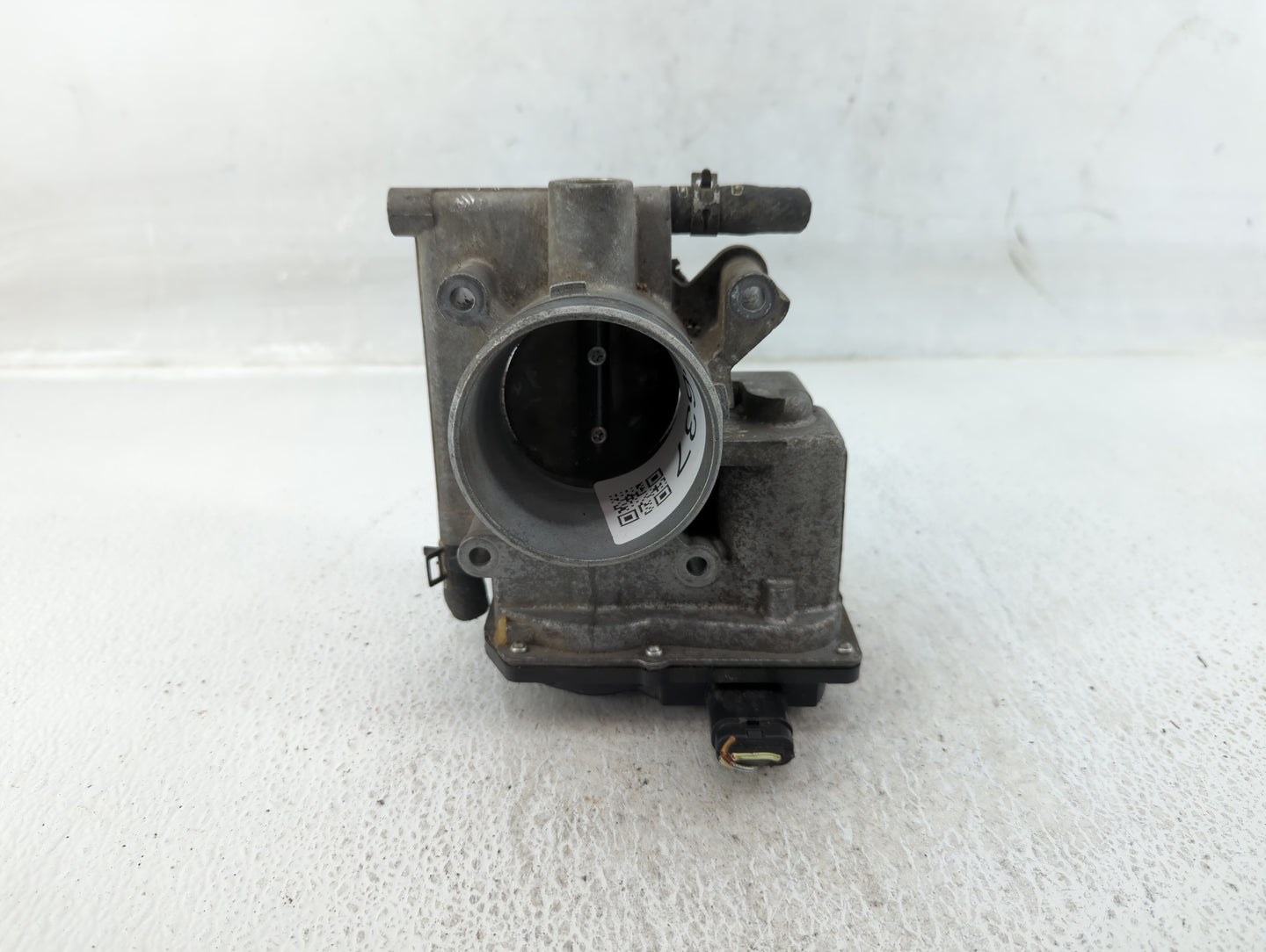 2006-2013 Mazda 3 Throttle Body P/N:L3R4 13 640 Fits Fits 2006 2007 2008 2009 2010 2011 2012 2013 OEM Used Auto Parts - Oemu