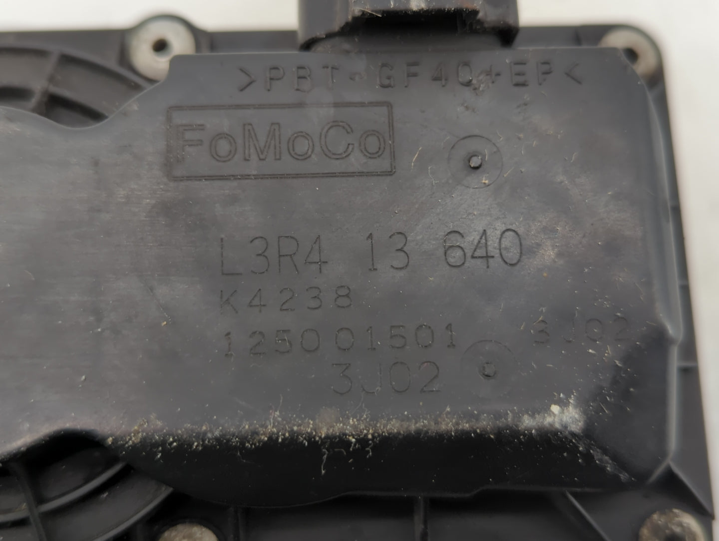 2006-2013 Mazda 3 Throttle Body P/N:L3R4 13 640 Fits Fits 2006 2007 2008 2009 2010 2011 2012 2013 OEM Used Auto Parts - Oemu