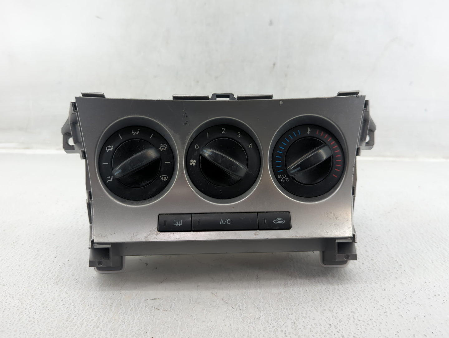 2010-2011 Mazda 3 Climate Control Module Temperature AC/Heater Replacement P/N:BBM40D23 Fits Fits 2010 2011 OEM Used Auto Pa