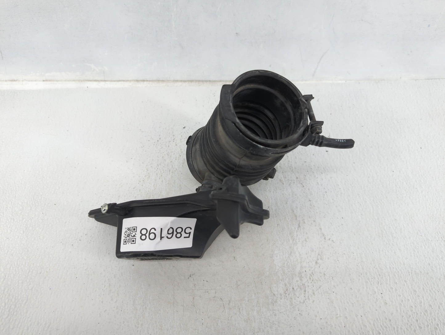 2010-2013 Mazda 3 Air Cleaner Intake-duct Hose Tube - Oemusedautoparts1.com