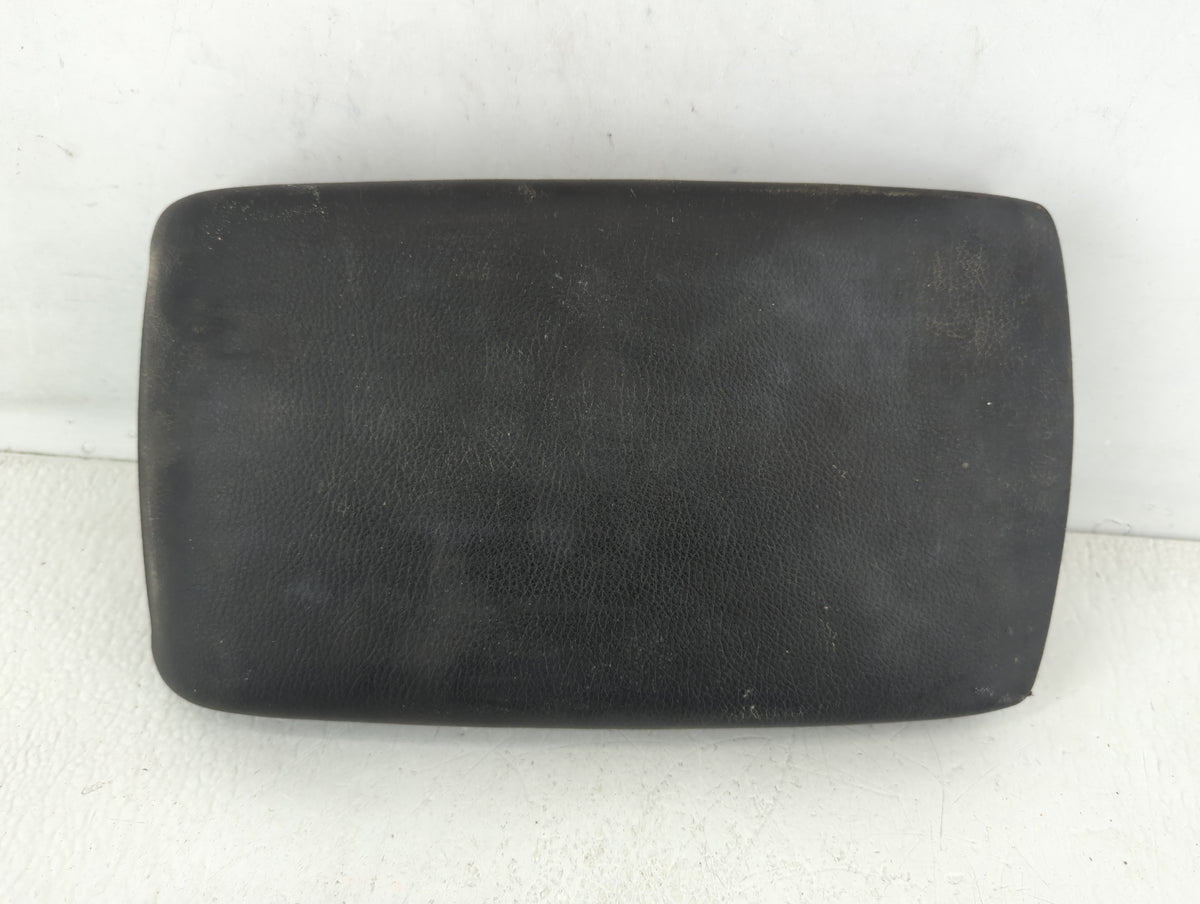 2010 Mazda 3 Center Console Armrest Cover Lid Black 589168 - Oemusedautoparts1.com