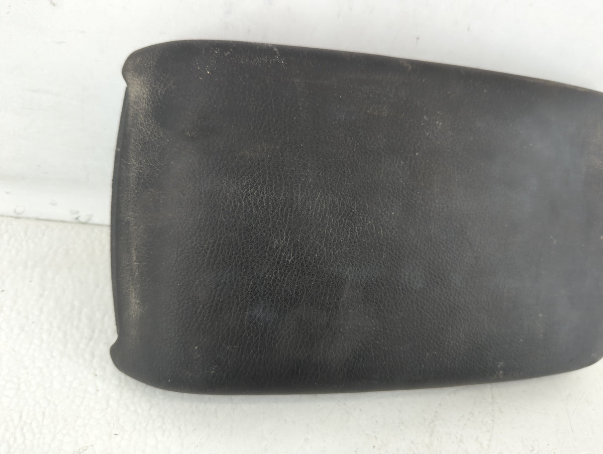 2010 Mazda 3 Center Console Armrest Cover Lid Black 589168 - Oemusedautoparts1.com