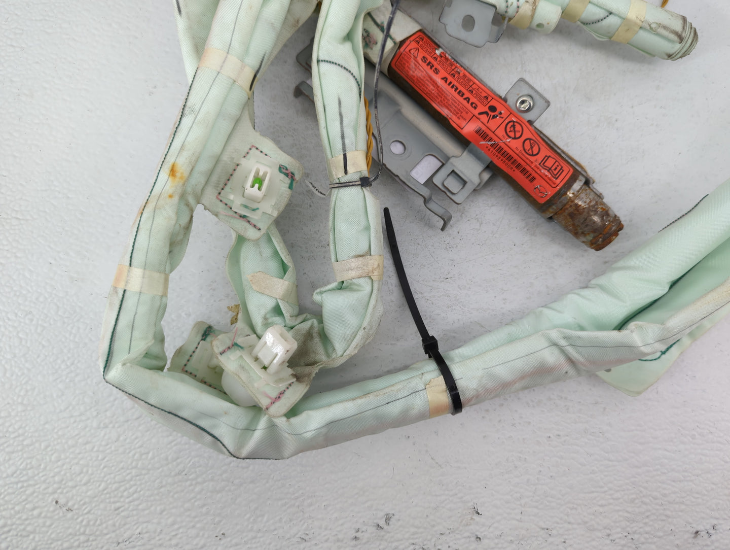 2010 Mazda 3 Air Bag Driver Left Knee Oem - Oemusedautoparts1.com