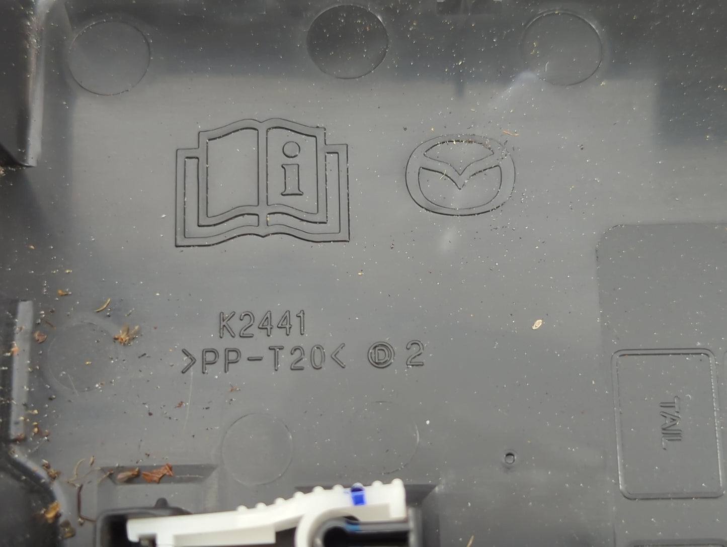 2010 Mazda 3 Fusebox Fuse Box Panel Relay Module P/N:bbm6-66761 Fits Fits 2002 2003 2004 OEM Used Auto Parts - Oemusedautopa