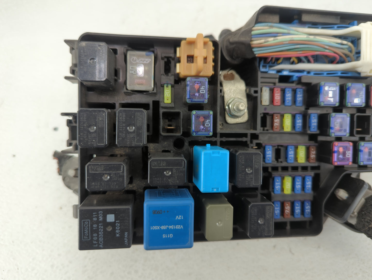 2010-2013 Mazda 3 Chassis Control Module Ccm Bcm Body Control Bbm5-66761 - Oemusedautoparts1.com