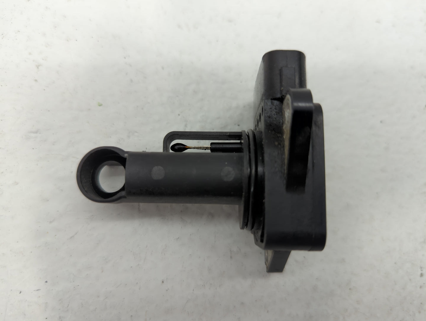 2004-2013 Mazda 3 Mass Air Flow Meter Maf - Oemusedautoparts1.com