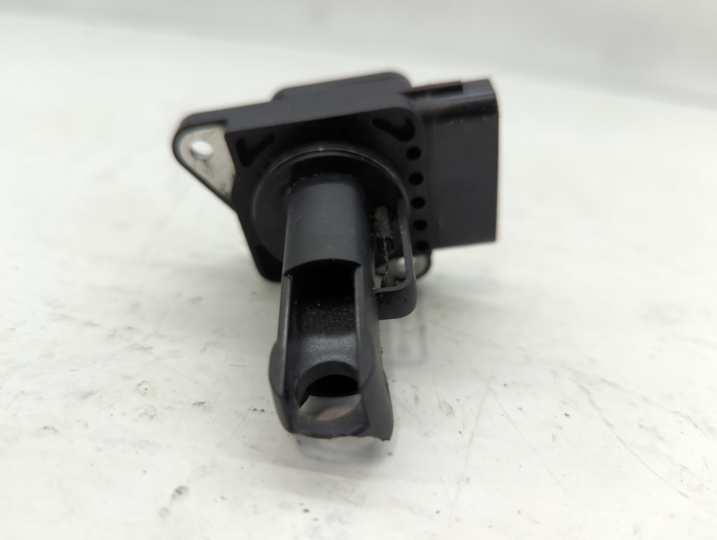 2004-2013 Mazda 3 Mass Air Flow Meter Maf - Oemusedautoparts1.com
