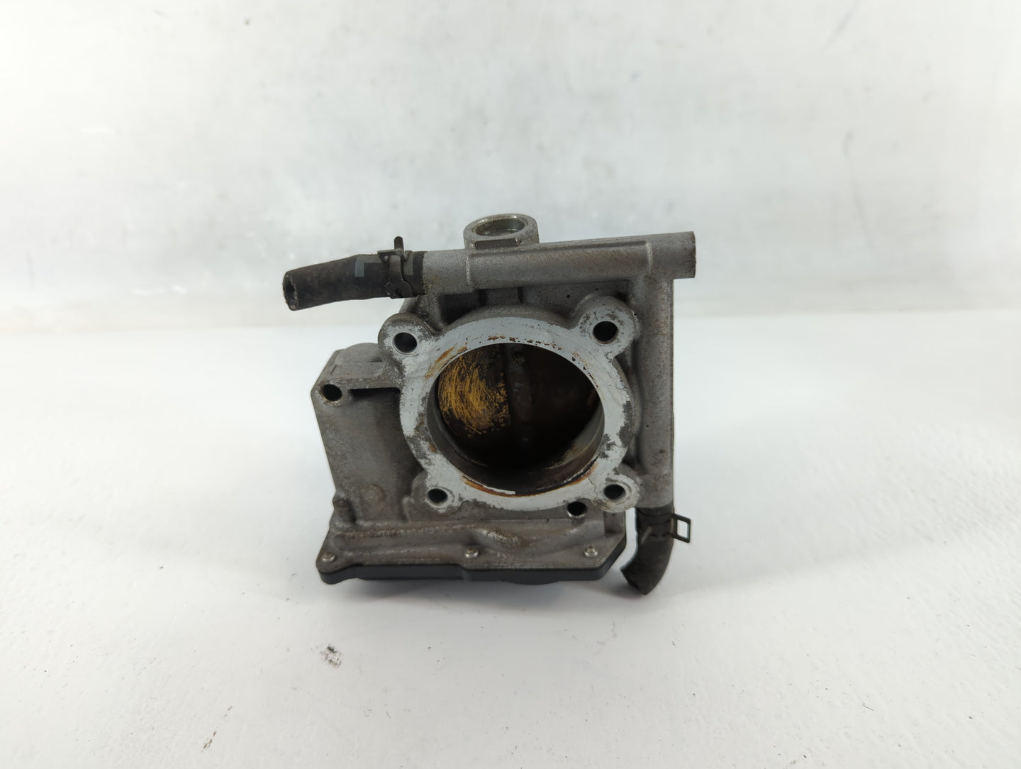 2010-2013 Mazda 3 Throttle Body P/N:9B4G-9F991-A Fits Fits 2009 2010 2011 2012 2013 2014 2015 2016 2017 OEM Used Auto Parts 