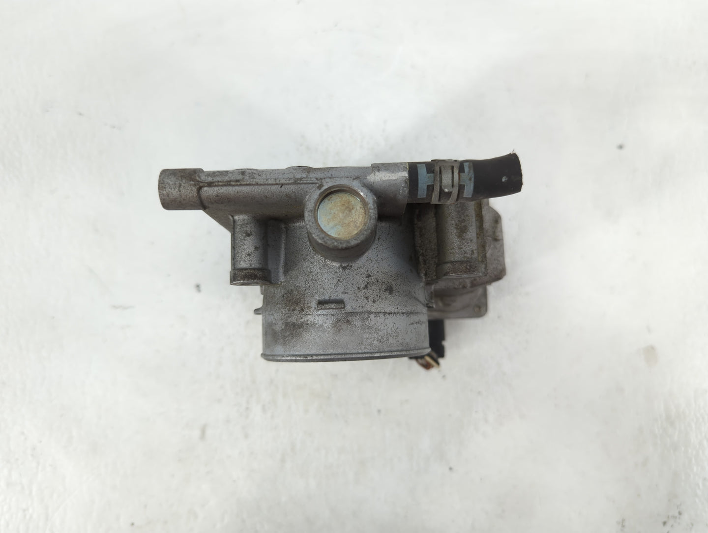 2006-2013 Mazda 3 Throttle Body P/N:L3R4 13 640 Fits Fits 2006 2007 2008 2009 2010 2011 2012 2013 OEM Used Auto Parts - Oemu