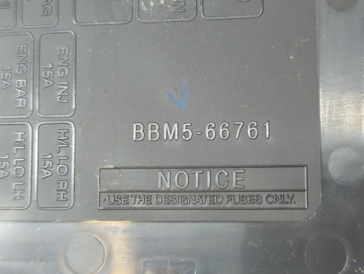 2010-2011 Mazda 3 Fusebox Fuse Box Panel Relay Module P/N:BBM5-66761 Fits Fits 2010 2011 OEM Used Auto Parts - Oemusedautopa