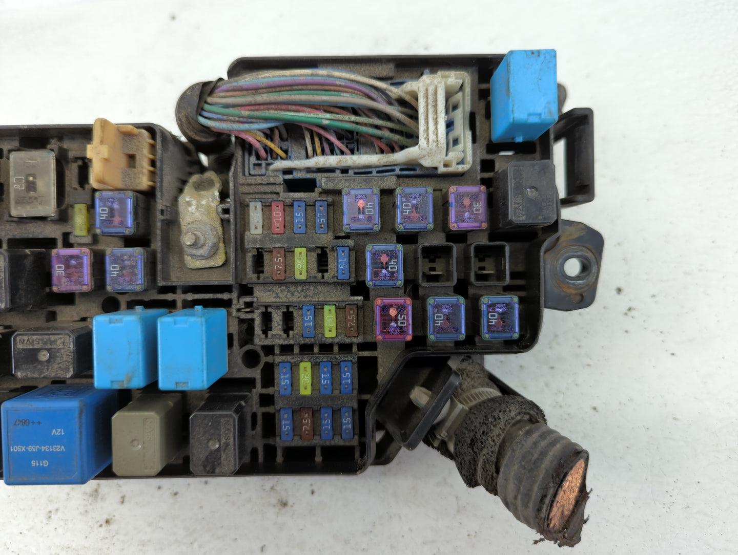 2010 Mazda 3 Fusebox Fuse Box Panel Relay Module P/N:BBM5-66761 Fits OEM Used Auto Parts - Oemusedautoparts1.com