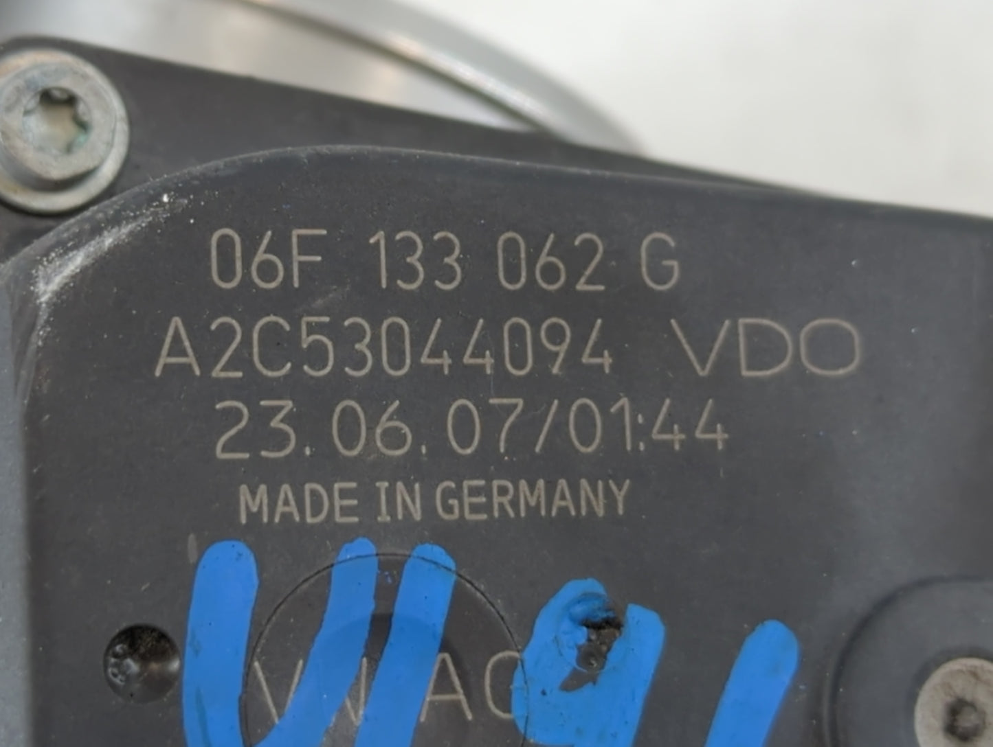 2006-2013 Mazda 3 Throttle Body P/N:A2C53044094 06F 133 062 G Fits Fits 2006 2007 2008 2009 2010 2011 2012 2013 OEM Used Aut