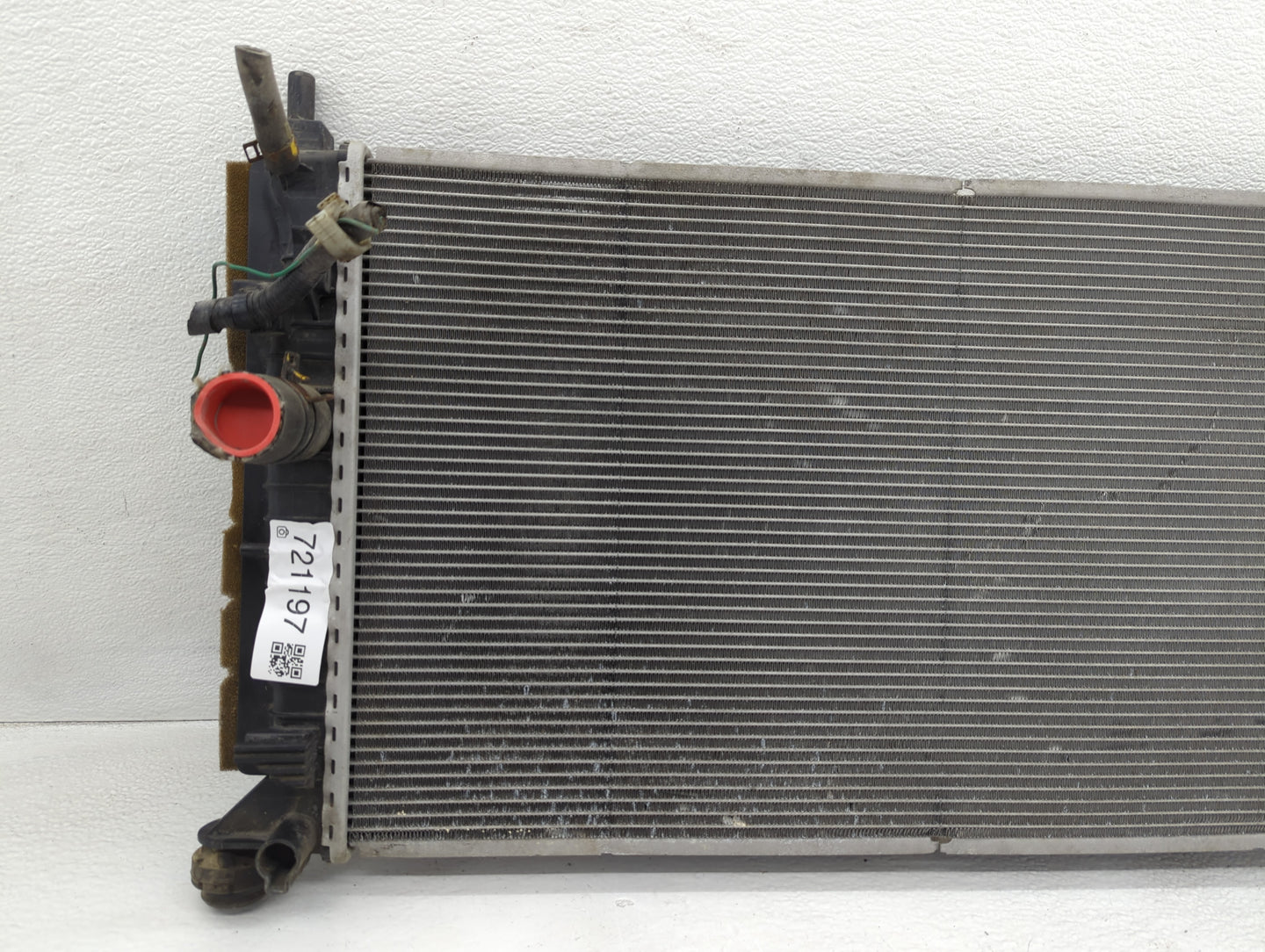 2010-2011 Mazda 3 Engine Cooling Radiator Condensor P/N:8N61-8005-DD Fits Fits 2010 2011 OEM Used Auto Parts - Oemusedautopa