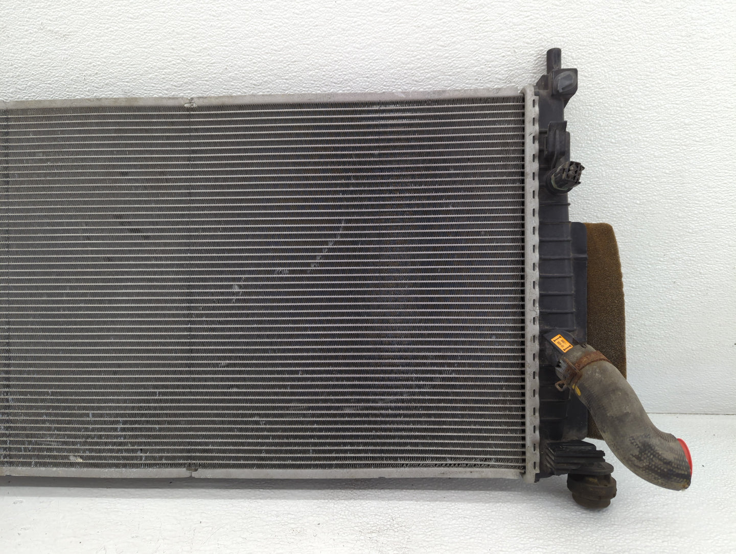 2010-2011 Mazda 3 Engine Cooling Radiator Condensor P/N:8N61-8005-DD Fits Fits 2010 2011 OEM Used Auto Parts - Oemusedautopa