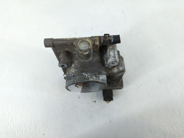2006-2013 Mazda 3 Throttle Body P/N:1251 00613 K4238, L3R4 13 640 Fits Fits 2006 2007 2008 2009 2010 2011 2012 2013 OEM Used Auto Parts