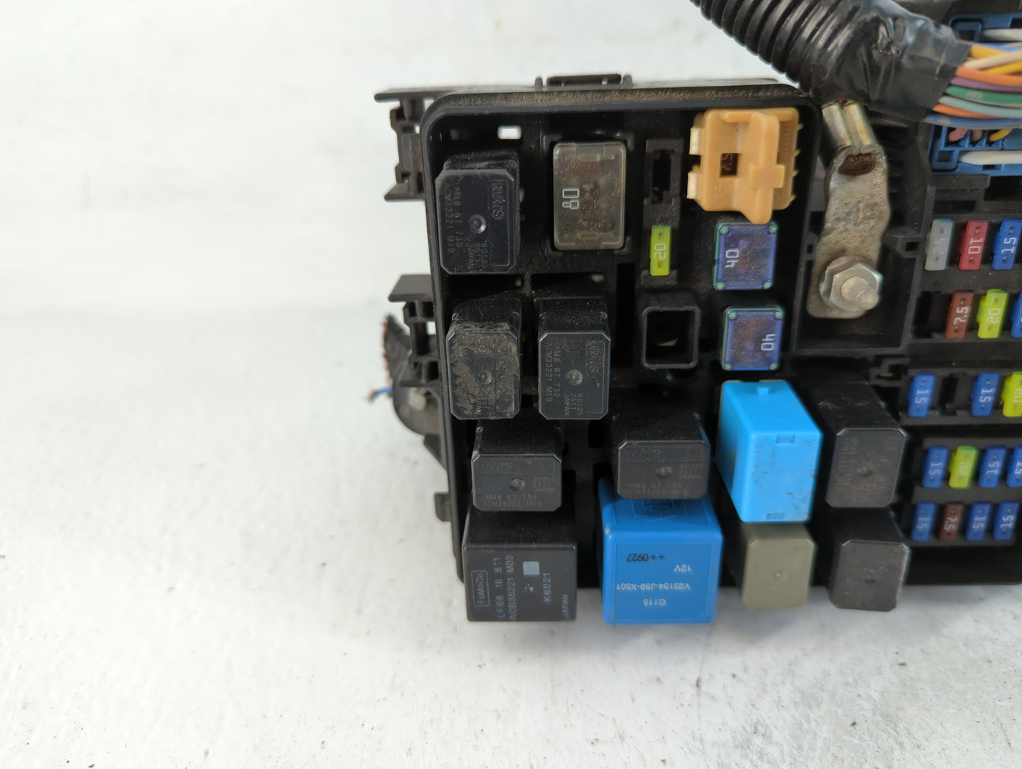 2010 Mazda 3 Fusebox Fuse Box Panel Relay Module P/N:K2441 PA66+PPE Fits OEM Used Auto Parts - Oemusedautoparts1.com
