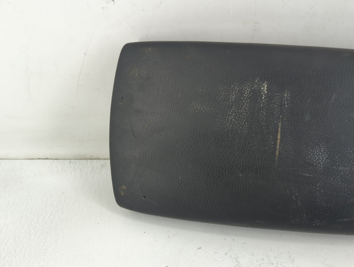 2010 Mazda 3 Center Console Armrest Cover Lid P/N:BBM1021 Fits OEM Used Auto Parts - Oemusedautoparts1.com