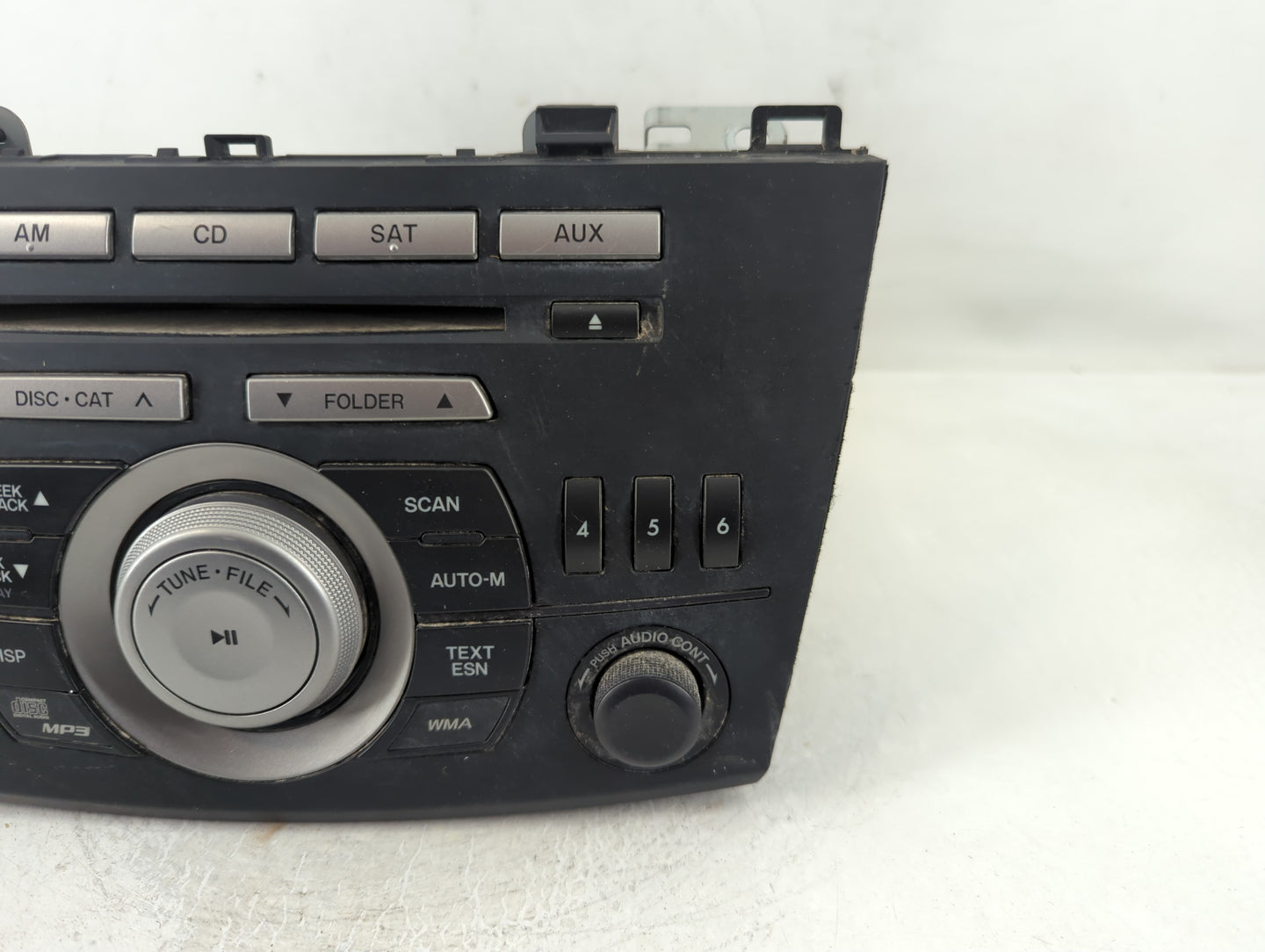 2010 Mazda 3 Radio AM FM Cd Player Receiver Replacement P/N:BBM2 66 AR0A Fits OEM Used Auto Parts - Oemusedautoparts1.com