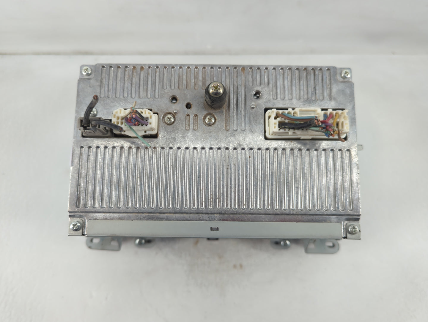 2010 Mazda 3 Radio AM FM Cd Player Receiver Replacement P/N:BBM2 66 AR0A Fits OEM Used Auto Parts - Oemusedautoparts1.com