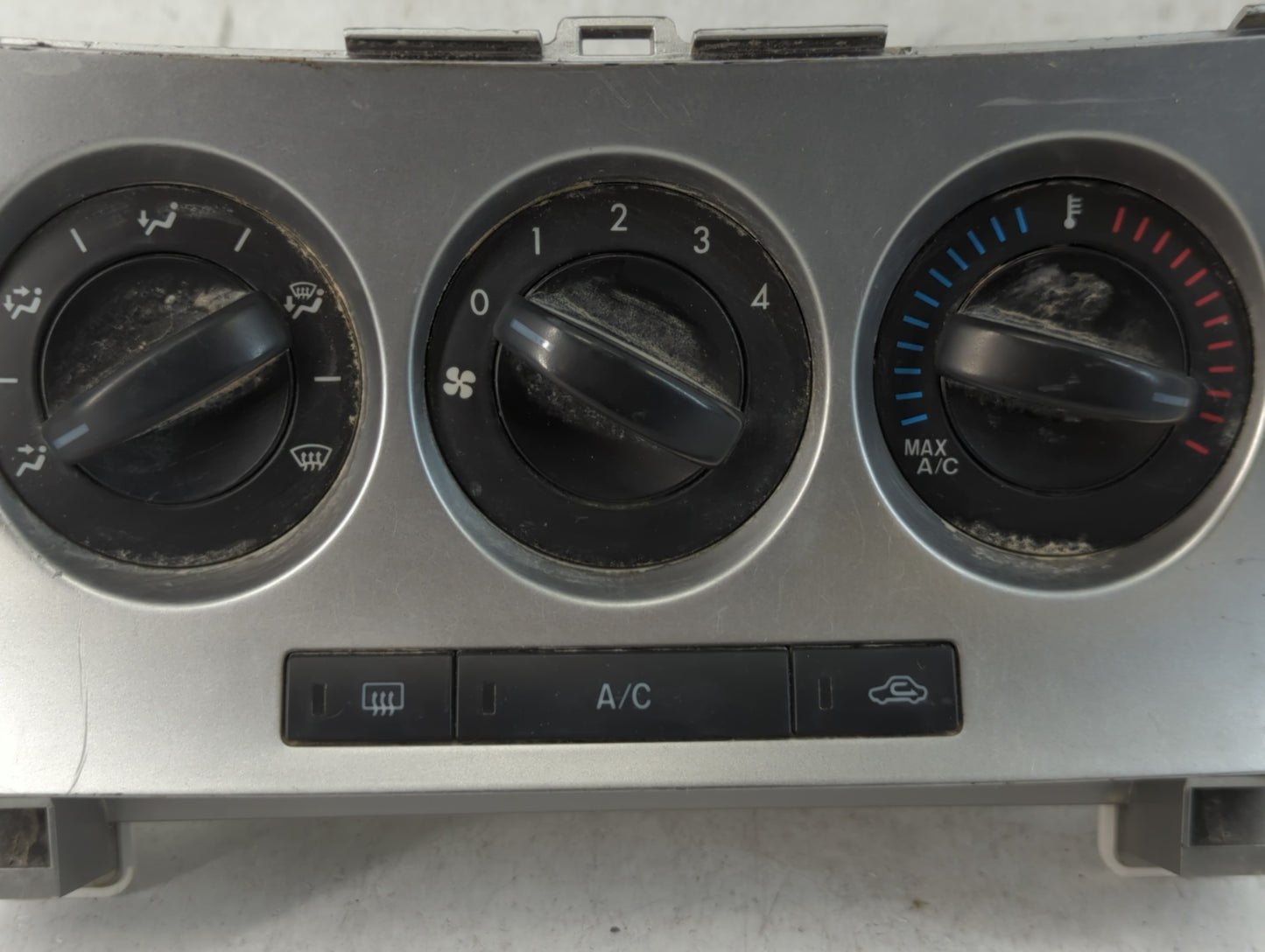 2010-2011 Mazda 3 Climate Control Module Temperature AC/Heater Replacement P/N:9C09 BBM4 Fits Fits 2010 2011 OEM Used Auto P